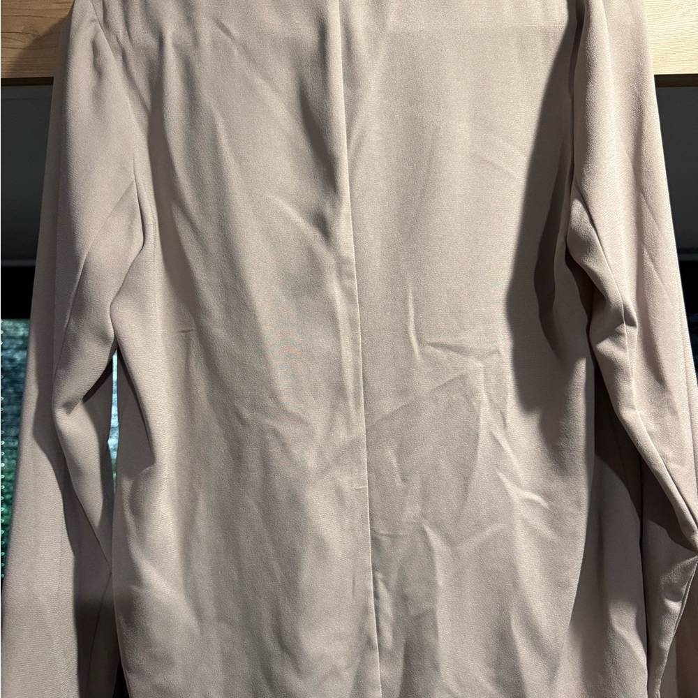 Blazer - Picture 2 of 2